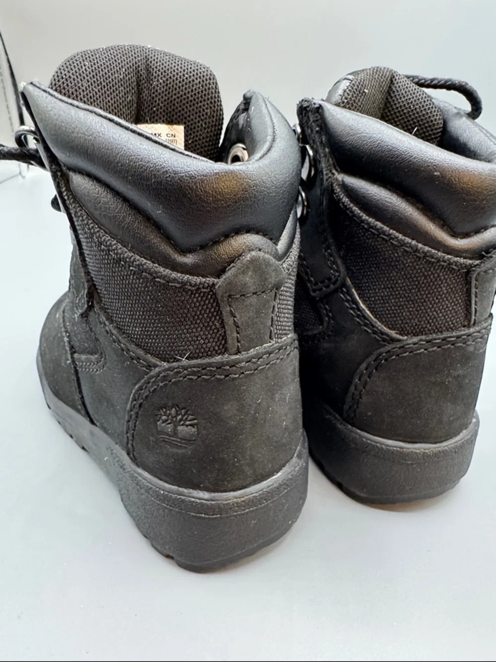 Timberland Kids Black Lace-Up Outdoor Boot, size 5